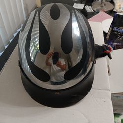 Motorcycle Helmet  DOT  SIZE XL