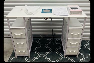NEW Manicure Table Nail Desk w/ Electric Dust Collector Vacuum & Fabric Drawers $100 Price is Firm