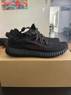 Yeezy 350 boost pirate black