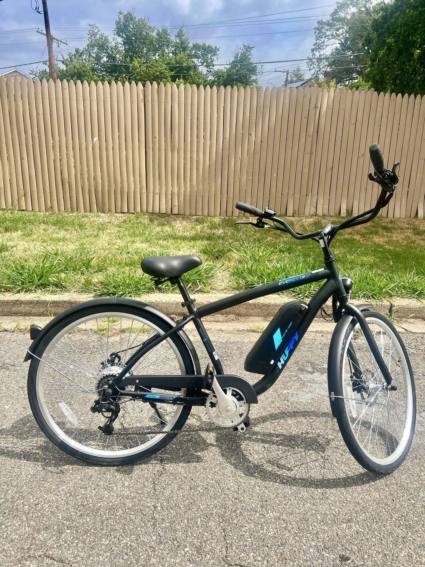 Huffy Everette E-Bike