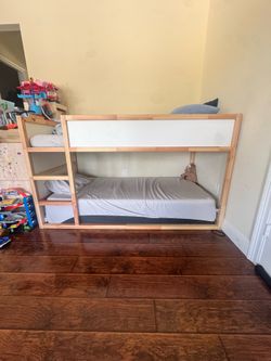 Ikea twin bunk bed