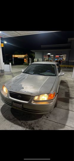 2000 Toyota Camry