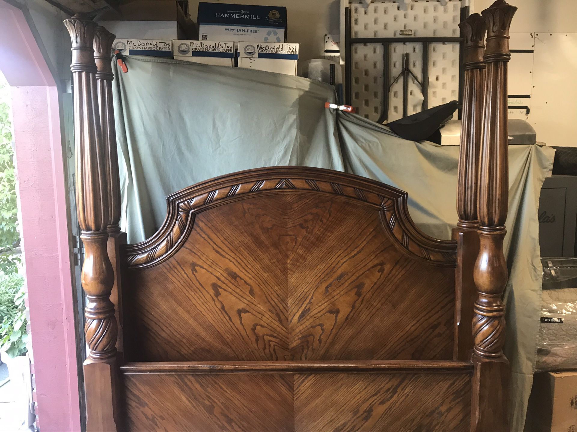 Gorgeous Vintage Wooden Queen Sized Poster Bed And Nice Mattress And Box Spring, Beth Good Condition 