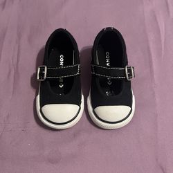 Baby shoes