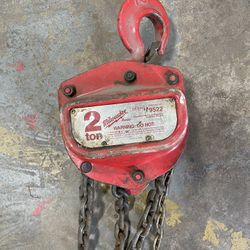 Milwaukee 2 Ton Chain Hoist