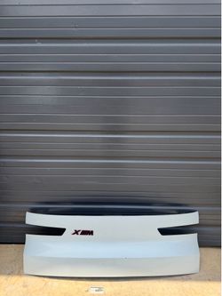 BMW XM G09 ORIGINAL REAR TAILGATE LOWER COVER 2024-2026