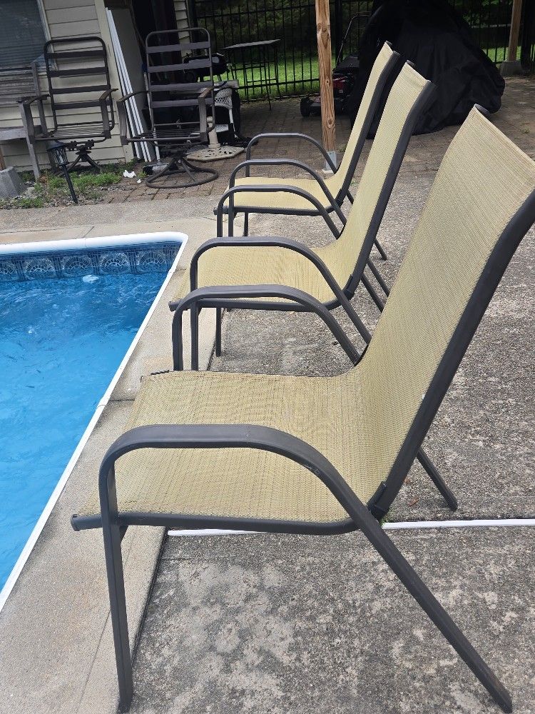 Pool Or Patio Chairs Set 3