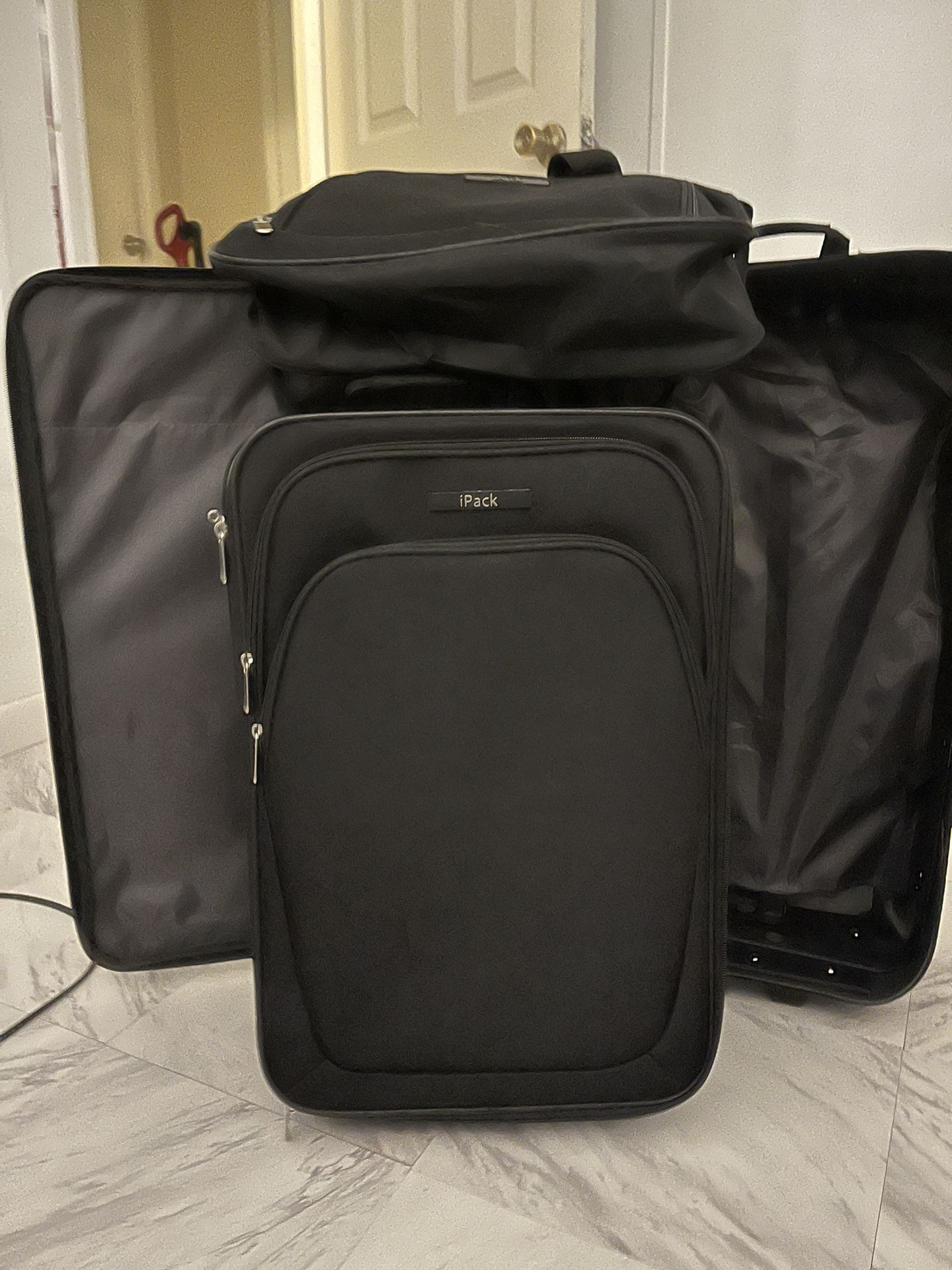 3 Piece Luggage Set for Sale in Austin, TX OfferUp