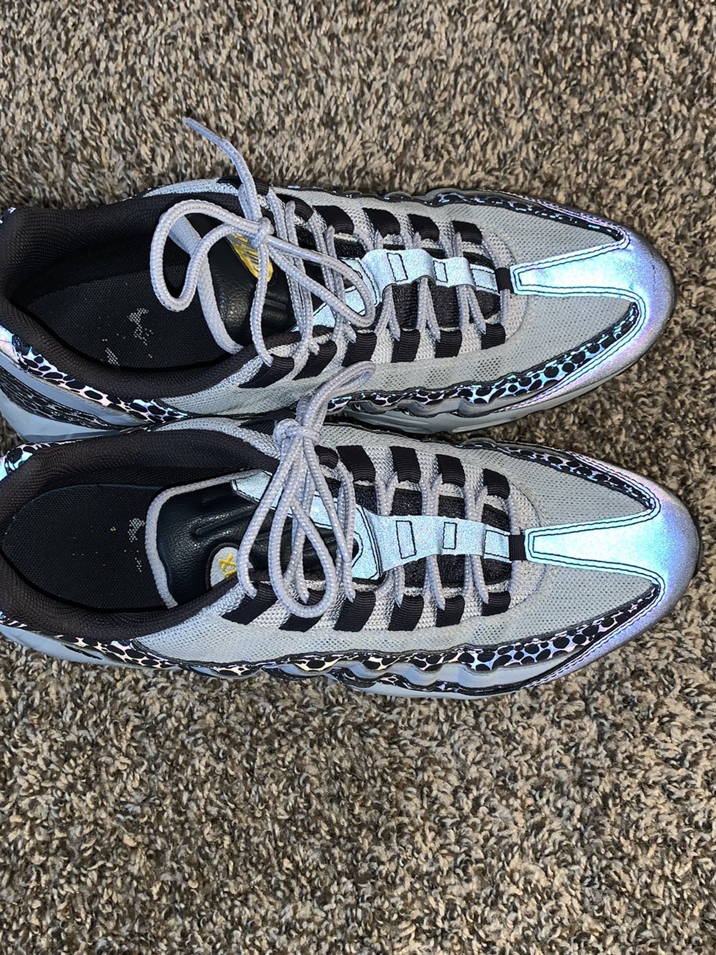Mens Holographic Airmax (Size 12)