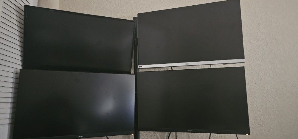Selling 4 Computer Monitors
