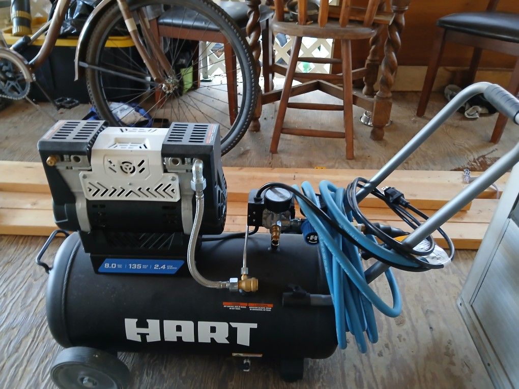 Air Compressor ( HART ) LIKE NEW