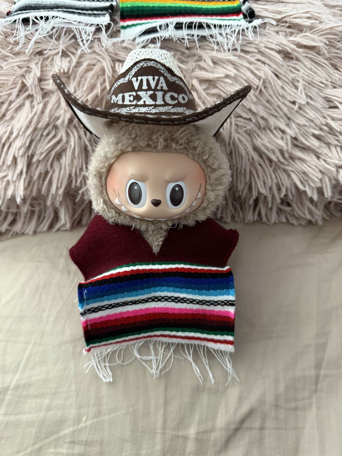 Hat And Poncho For Labubu