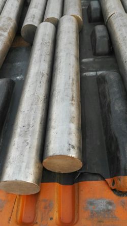 18"Length x 2-1/2" Diameter Solid Steel Round Bars