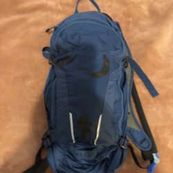 CamelBak Mule 3L