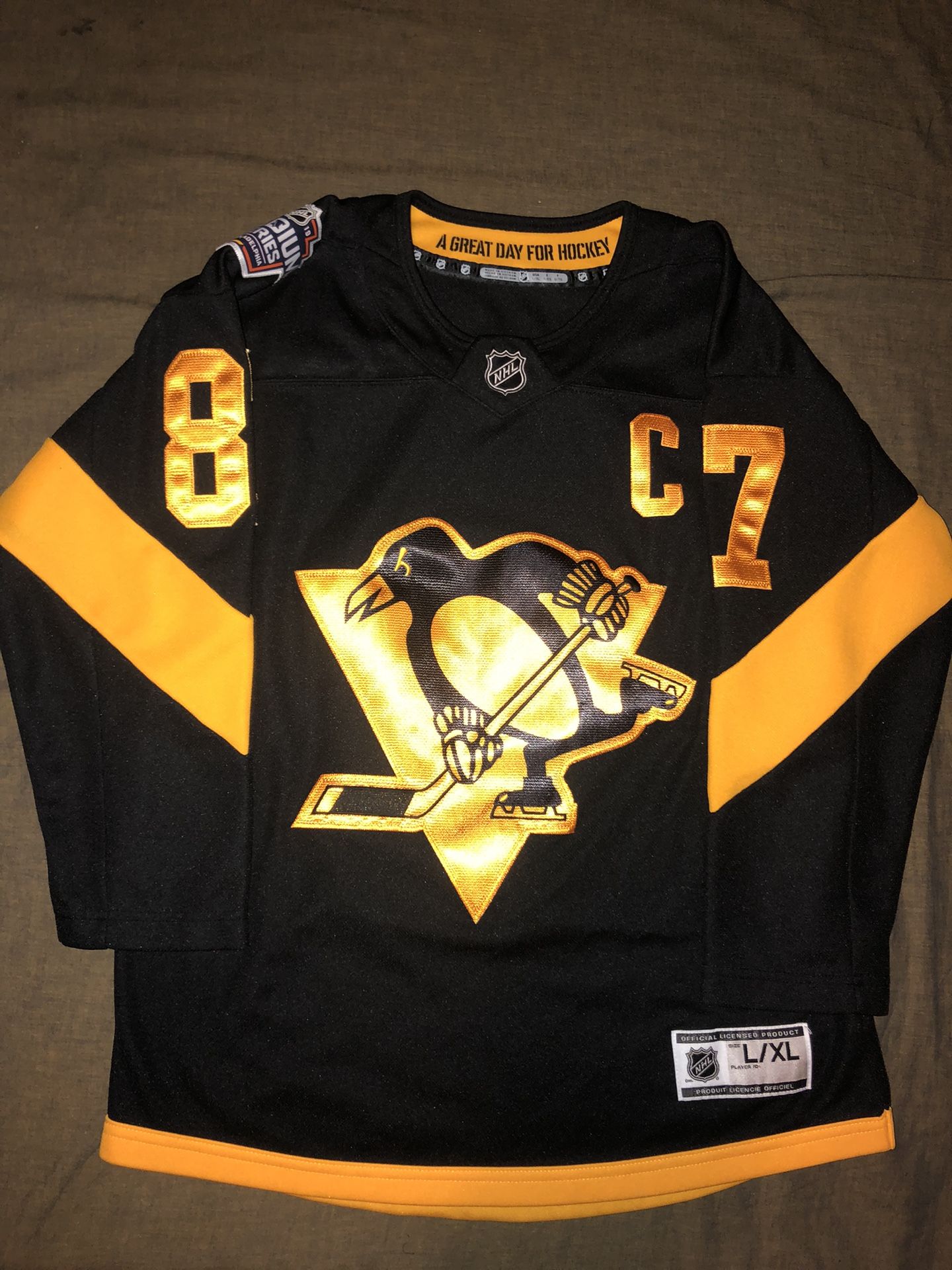 Sidney Crosby Pittsburgh Penguins Game-Worn 2019 NHL Stadium Series Jersey  - NHL Auctions