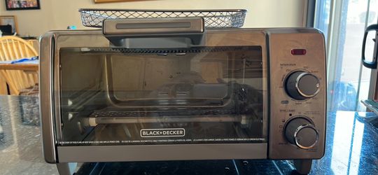 Black & Decker Air Fryer & Toaster Oven $35