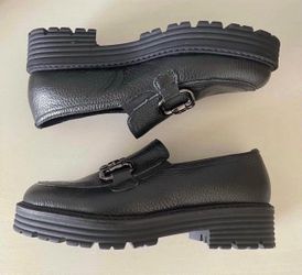 New Domino Made In Italy Loafers With Buckle Detail Size 7