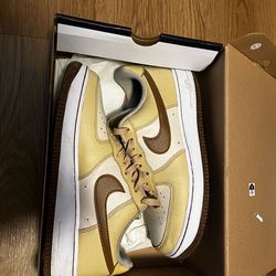 Pearl white and ale brown Air Force 1 size 9
