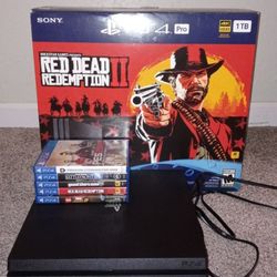 PS4 Pro 1TB / Comes With Games