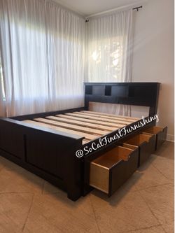 New Queen Bed And Drawers