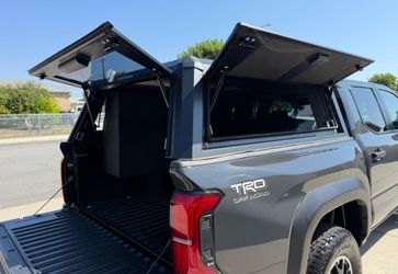 Westin EXP Truck Cap / Shell – 2024-2027 Tacoma 5’ Bed