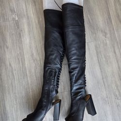 Joan Camuto Ashton 100 OTK Black Leather Boots – Women’s Size 8
