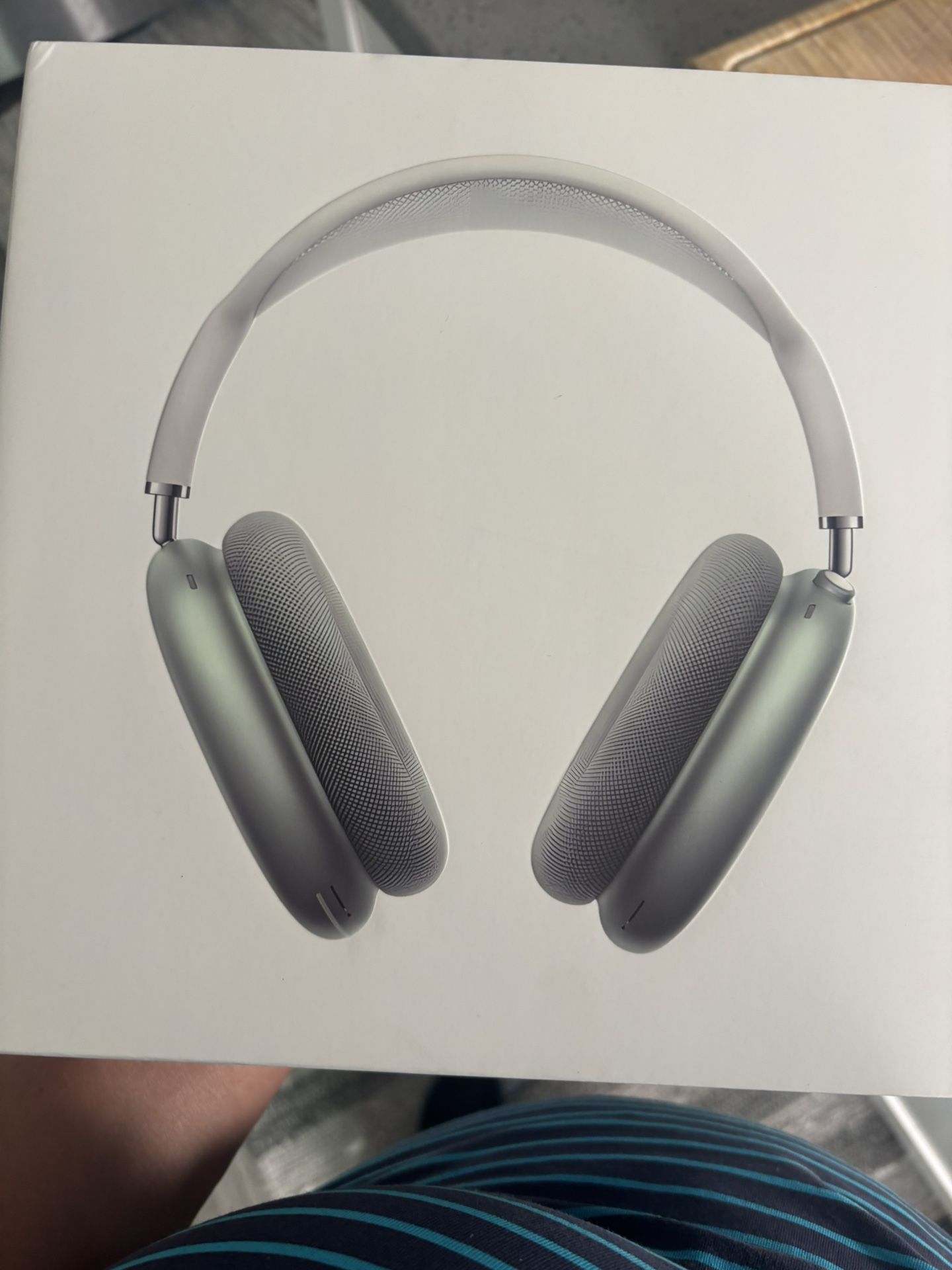 AirPods Max Green