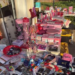 Valentín Yard Sale 