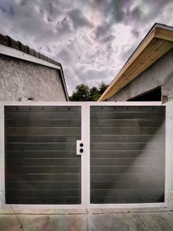 Custom double gate