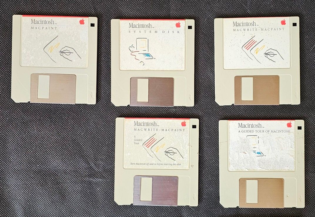 Original 128k Macintosh discs from 1984!!