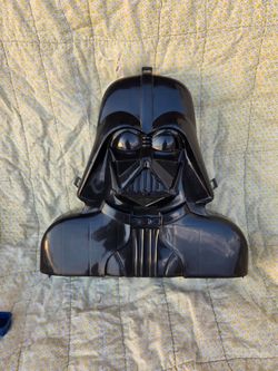 Vintage Star Wars figures with case