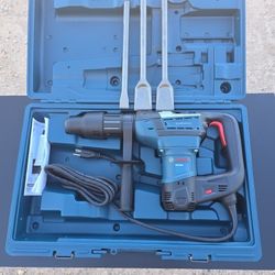 BOSCH ROTARY HAMMER RH540M