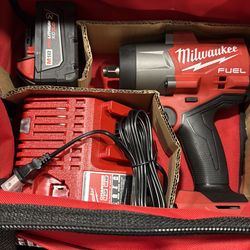 M18 FUEL 18V Lithium-Ion Brushless Cordless 1/2 in. Impact Wrench w/Friction Ring Kit w/One 5.0 Ah Battery and Bag