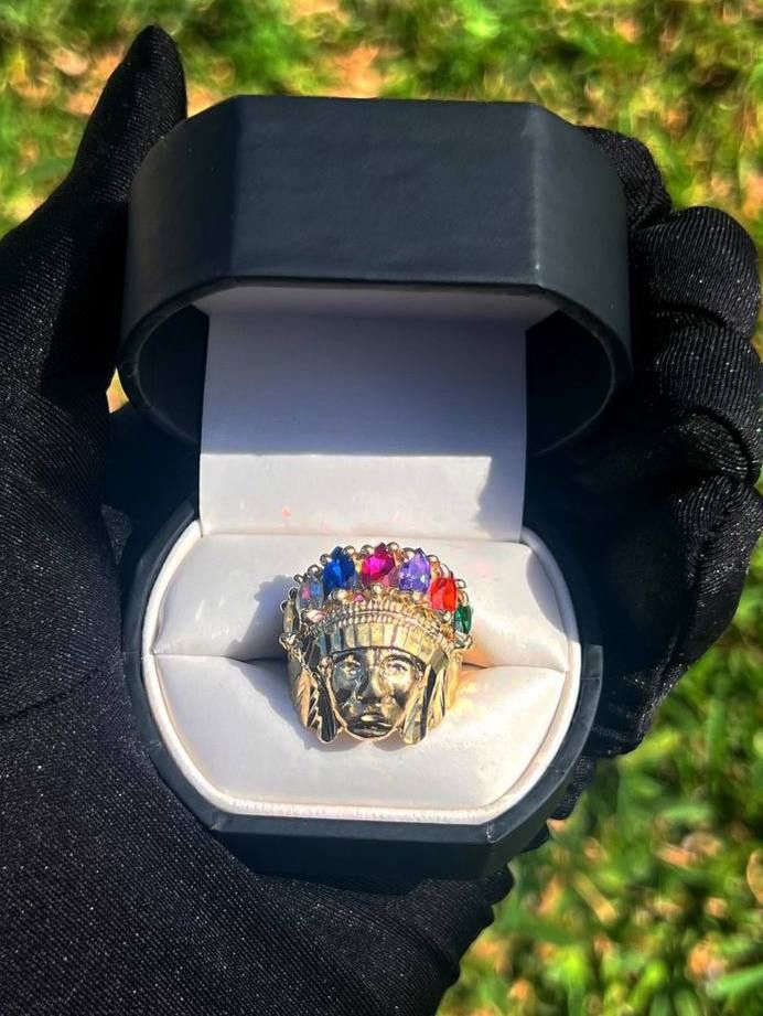 14k solid yellow gold ring with multicolored stones size 8.5
