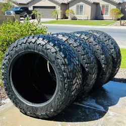 Toyo Tires 37x13.50r22