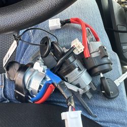 Llaves De Autos / Car Keys And Remotes 