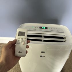 Lg 6,000 BTU portable air conditioner 