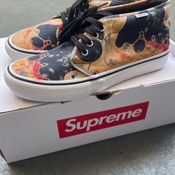 SUPREME x VANS Chukka Pro 