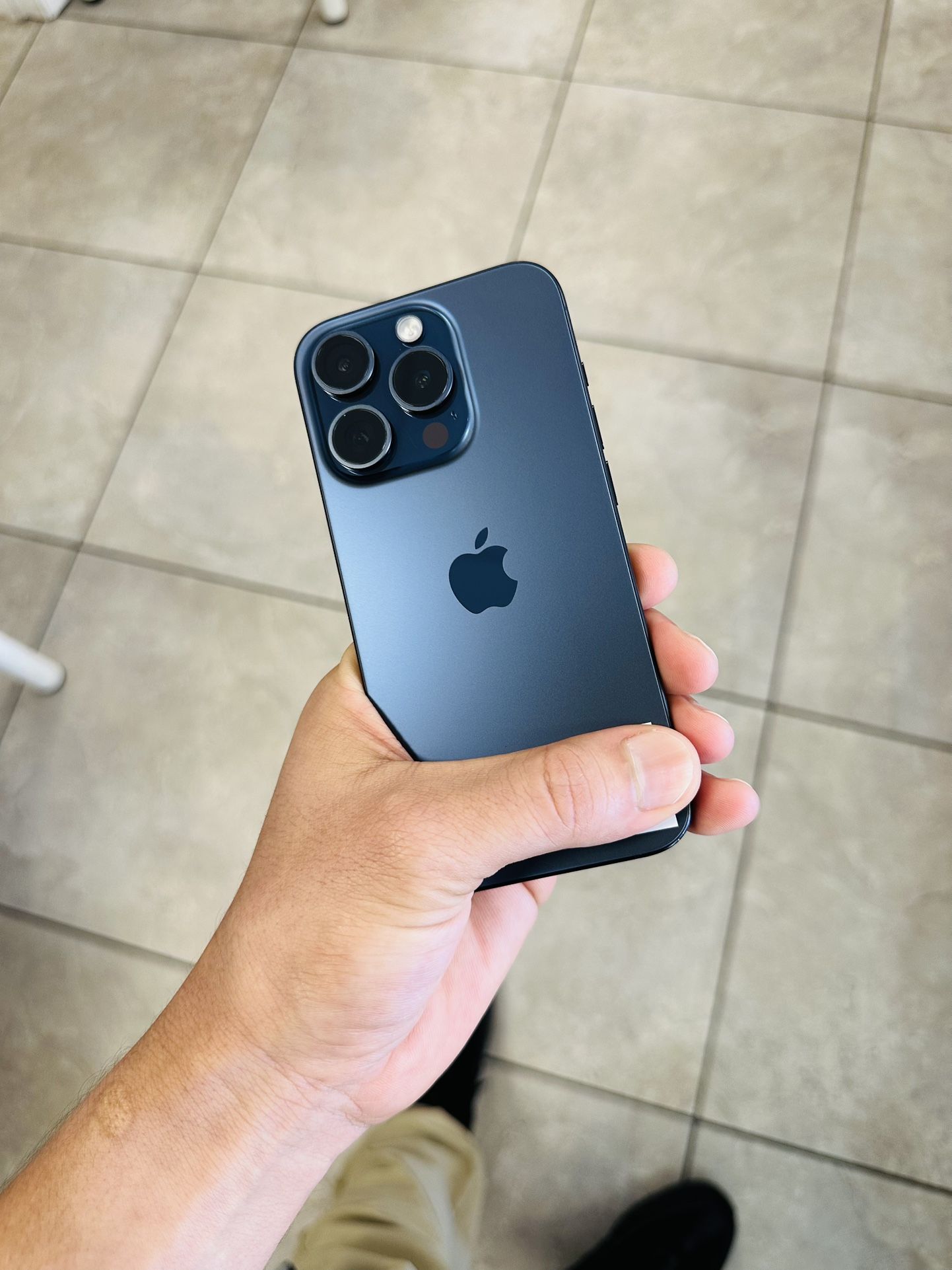 iPhone 15 Pro Unlocked