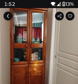 Beautiful Cabinet w/glass doors & shelves $40