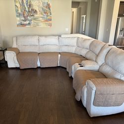 Ashley Keensburg 3-Piece Power Reclining. Like new Barely used