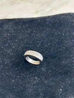 14 k White Gold Ring with Stone Inlay