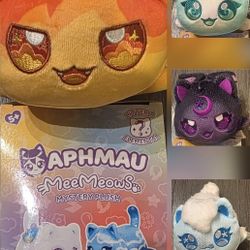 APHMAU MeeMeows - 4 Plush cats (opened, but new in box)