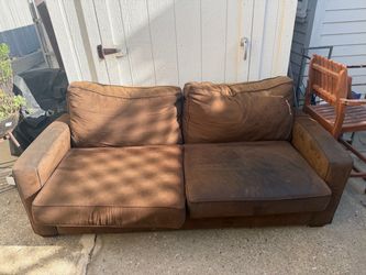 Couch . I pay you $20 to remove