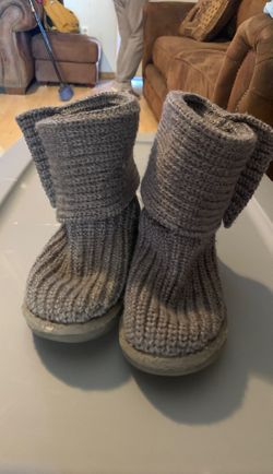 Ugg boots for girl