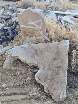 Free slab of concrete that looks like florida, that has to be picked up tomorrow or Saturday morning. Well, I will be working there another week. If s