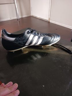 Left Copa Cleat. 