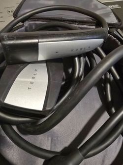 Tesla mobile connector