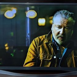 SAMSUNG PLASMA PN64F8500 SMART TV.