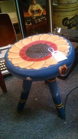 Beautiful sunflower stool